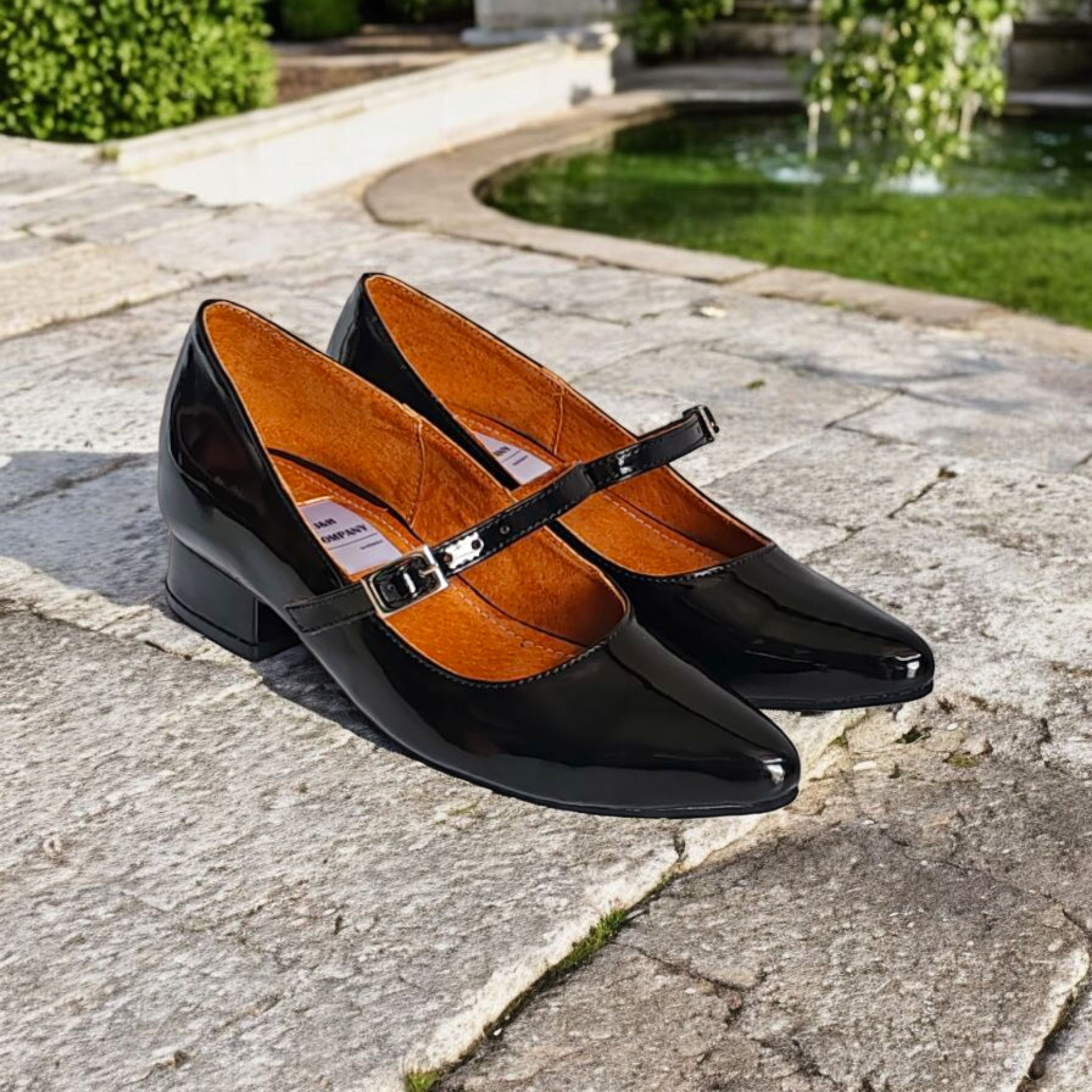 Stilettos Old Money charol negro