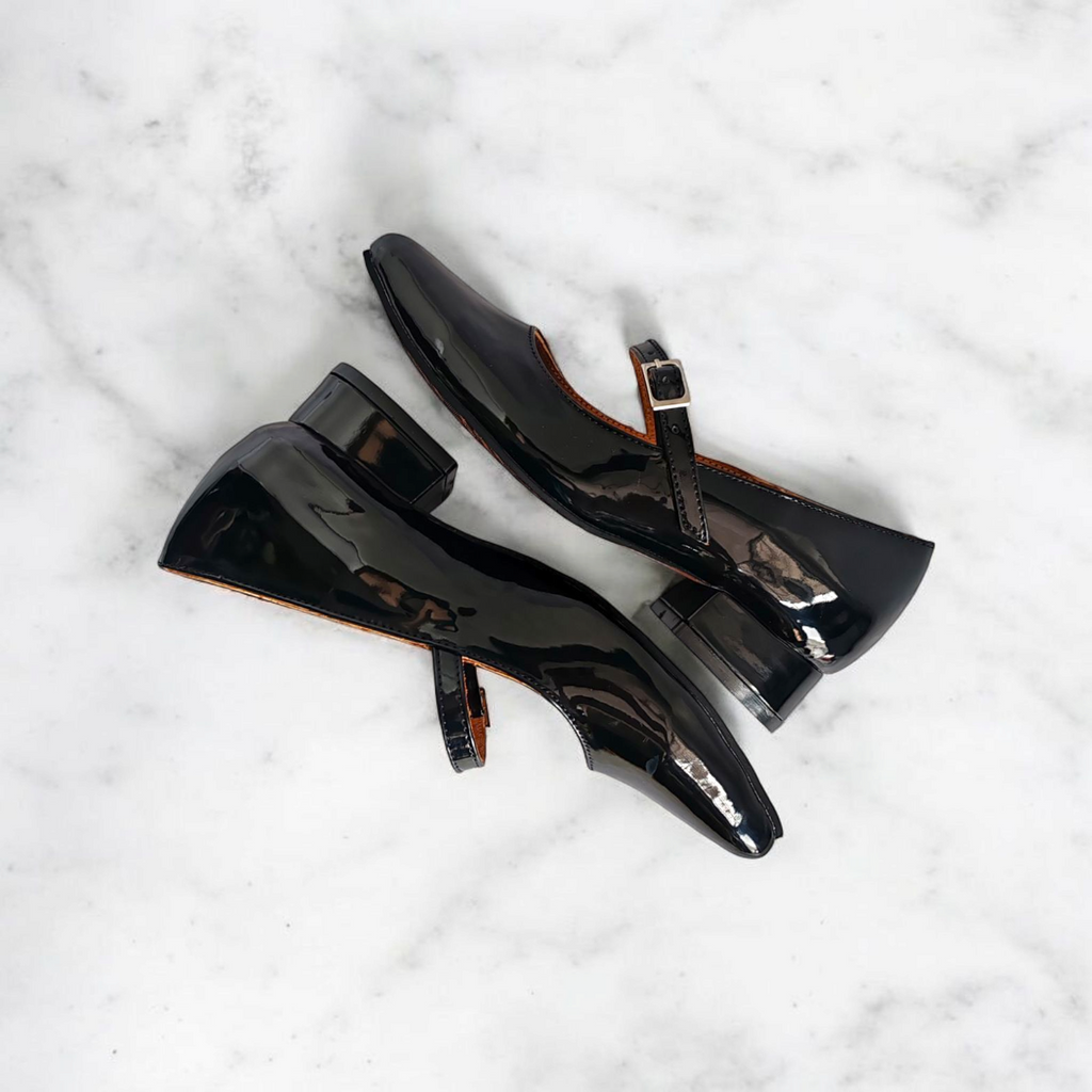 Stilettos Old Money charol negro