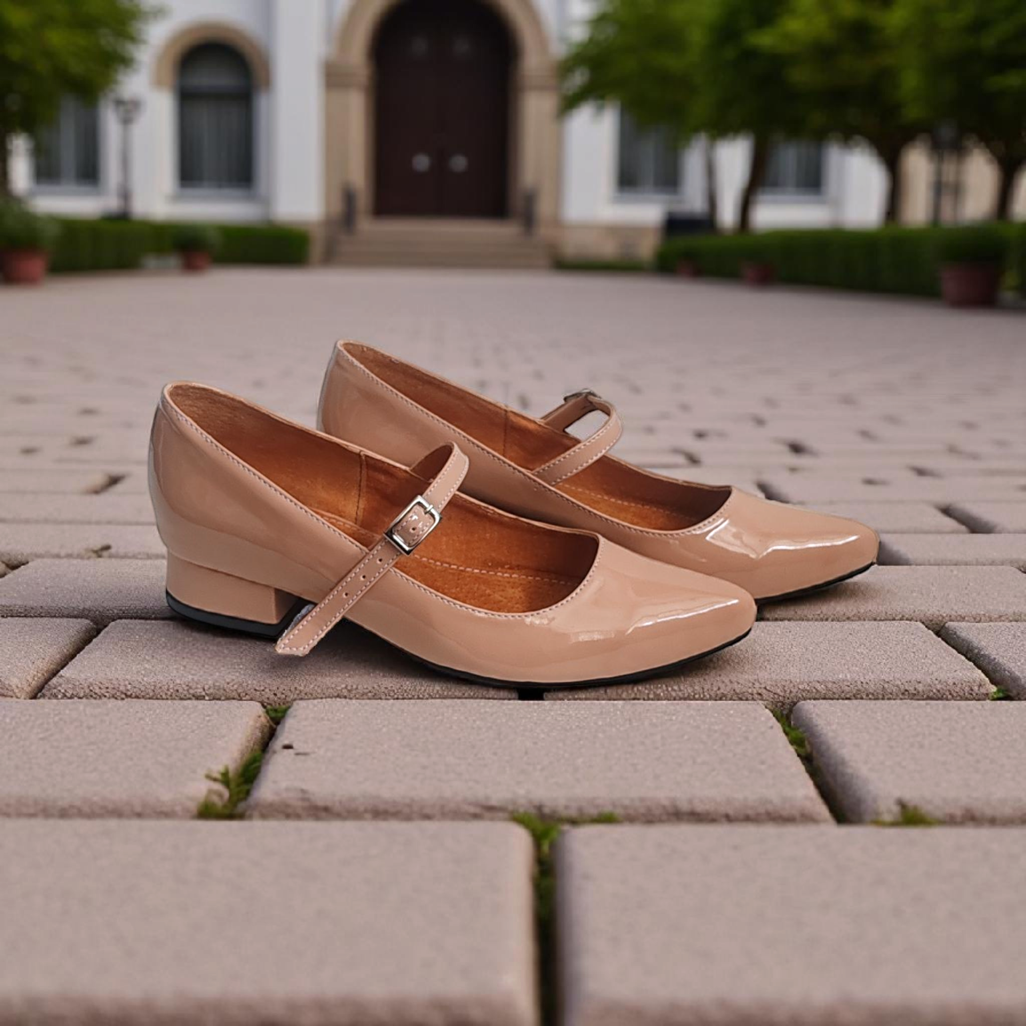 Stilettos Old Money charol Nude